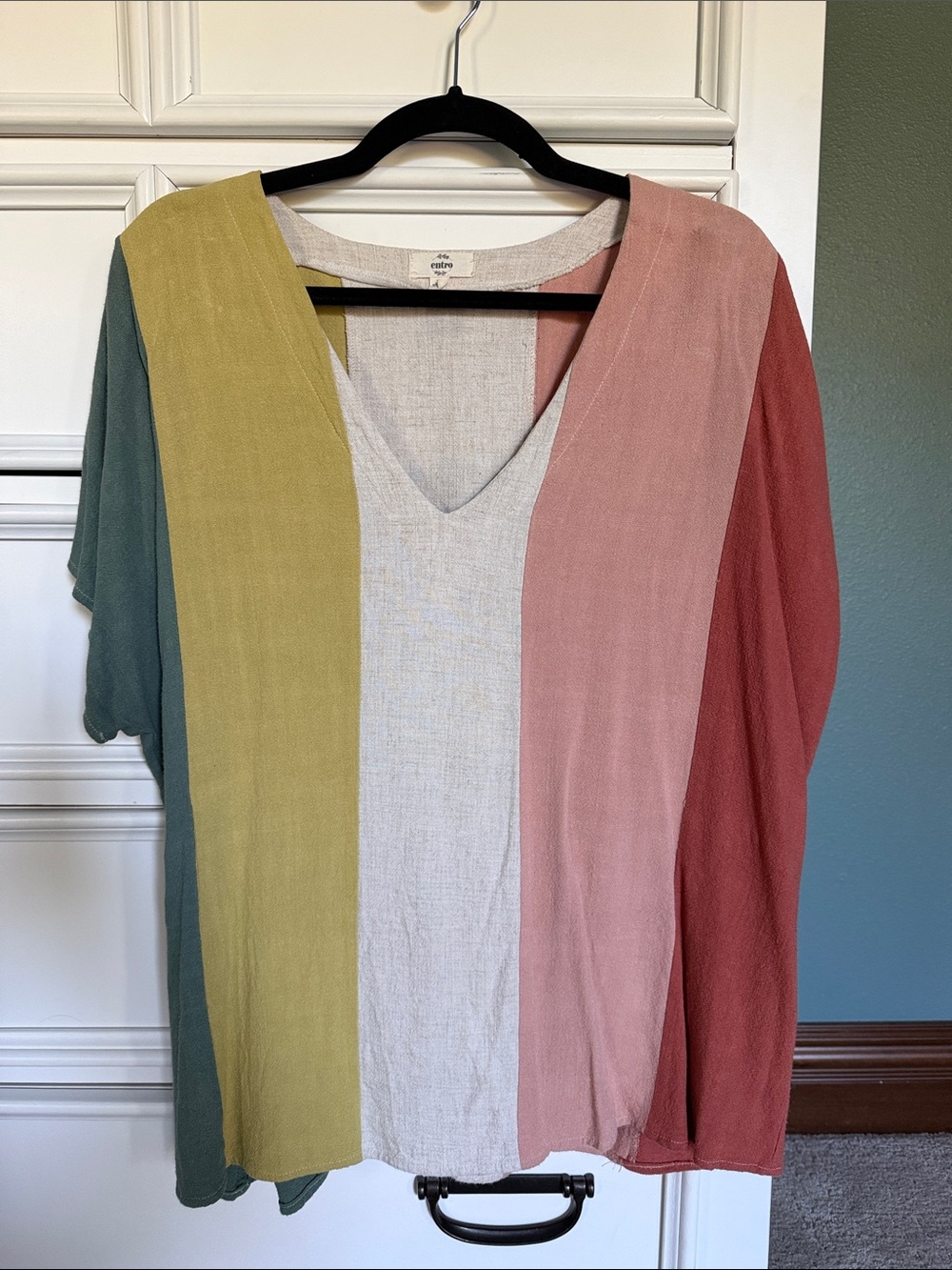 Entro Colorblock V-Neck Womenβs Linen Top - Multi Color